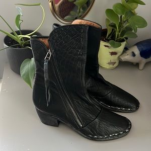 🔥Beautiful All Saints leather boots 🔥